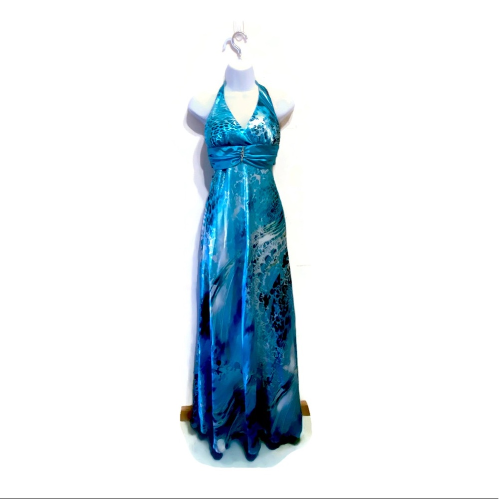 Deb Brand Ladies Sz 3/4 Long Formal Gown